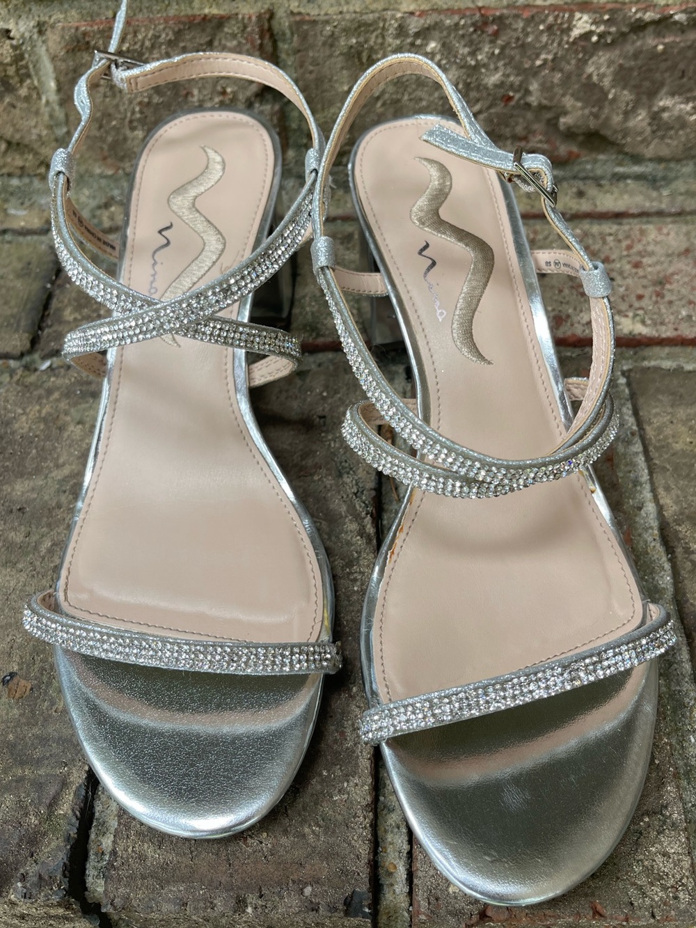 Nina Silver Rhinestone Strappy Block Heel Sandals Women’s Size 8M